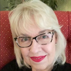 Meet your Posher, Pam